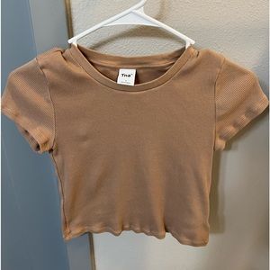 Aritzia TNA Cropped baby tee
